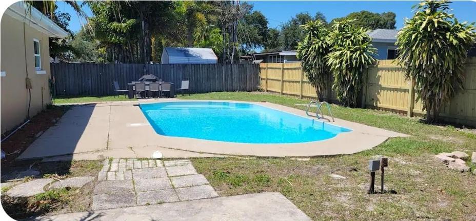 Private Poolside 5Br Villa Clearwater Buitenkant foto